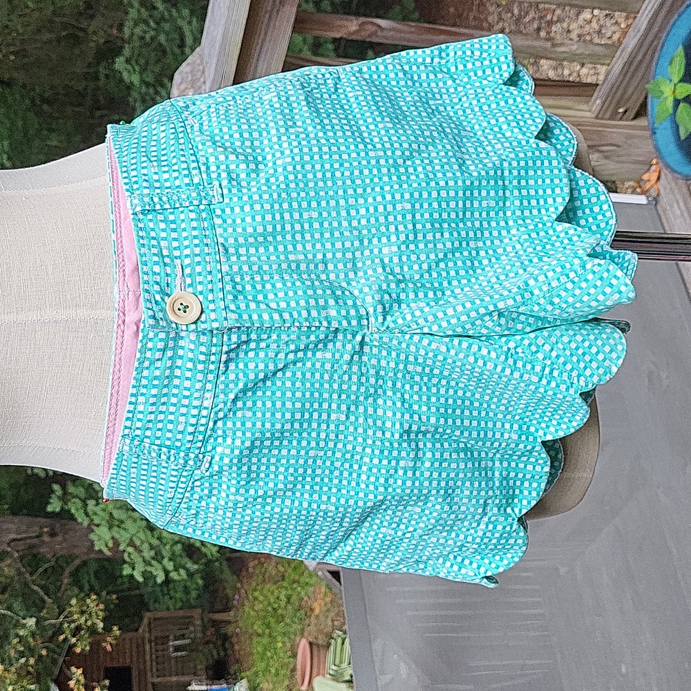 Ladies Lilly Pulitzer Buttercup scalloped shorts, blue green check, sz 0